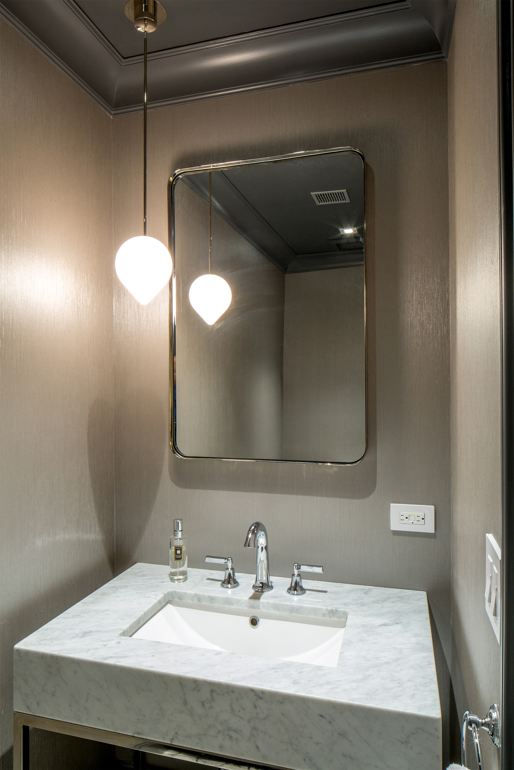 UES New York Apartment - Bathroom Renovations 2